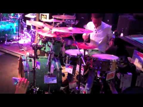 Ramon Sampson (SOLO) Guitar Center Drum Off 2012 Hallandale Fl