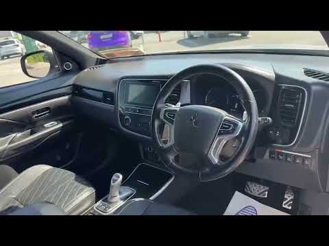 Mitsubishi Outlander 2021 S-edition Phev 4 Wheel - Image 2
