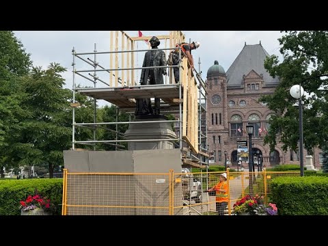 LILLEY UNLEASHED  John A. Macdonald statue finally free at Queens Park