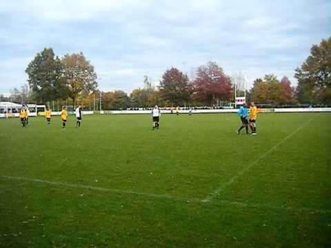 Debuut Overasseltse Boys 1 - Brakkenstein 1 (31 oktober 2010)
