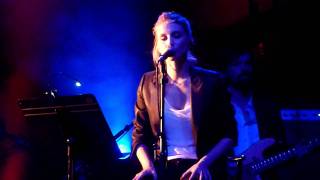 Mélanie Laurent - Ton héritage (Benjamin Biolay) @ La Cigale