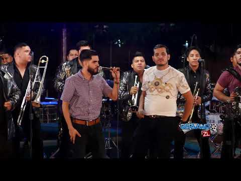 Ivan Luna "Grupo 4xx" Ft. Omar Ruiz Ft. Banda Rc - Me Elevo (En Vivo 2018)
