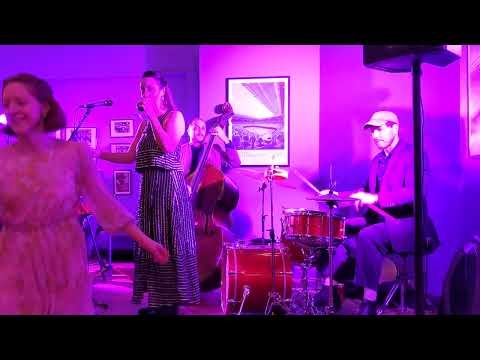 2025-06-20 Kate Wadey and The Favourites @ Fast Foot Jam 2025