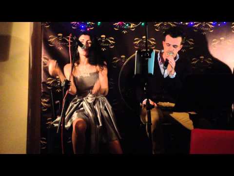 Ioana Ringaciu & Tony Jay - Feliz Navidad