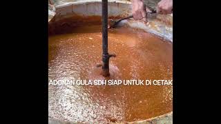 Download lagu Proses pembuatan gula merah berbahan dasar gula pasir di pabrik lokal #地元の工場でグラニュー糖をベースに黒糖を作る工程 mp3