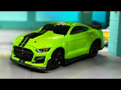 Unboxing & Showcase Muscle Machines Shelby Mustang GT500 (Compared to Mini GT)