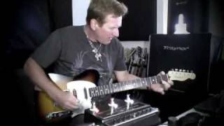 Video thumbnail for Glenn DeLaune Demos the Quarterhorse 25W Microamp by TraynorAmplifiers