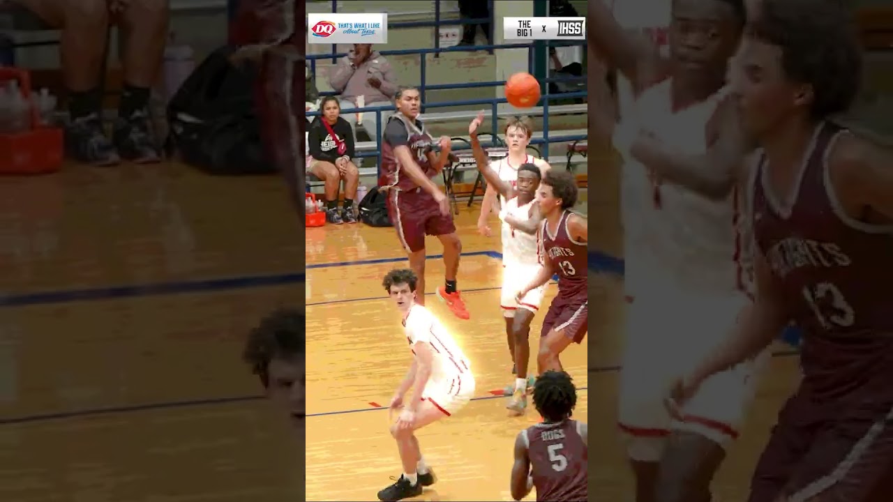 Heights and Katy Jordan battle for a spot in the Regional Semi-Finals