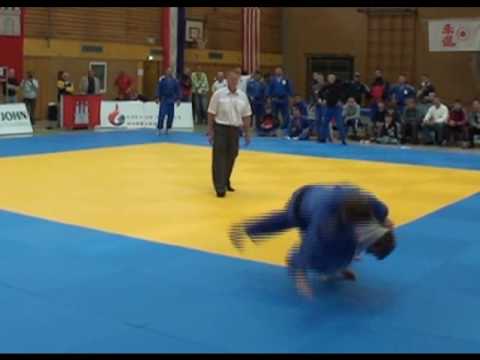 Judobundesliga  3. Kampftag 2009: Hamburger JT - SC Berlin bis 60Kg: Schitov - Rowedder