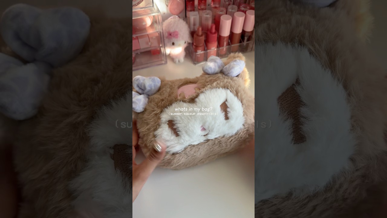 ASMR summer makeup essentials 🍥 #asmrmakeup #asmrtapping #makeupessential #summermakeup #kbeauty