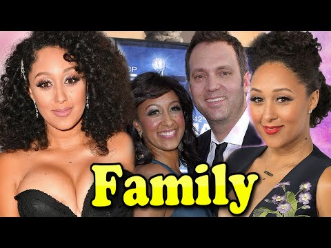 Darlene Mowry Age