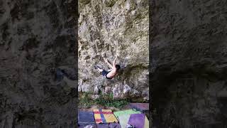 Video thumbnail of Beautiful Mind, 8c. Peak District