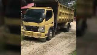 preview picture of video 'Dump truk karya singingi group. Kuansing'
