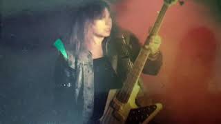 EXCITER-BREAK DOWN THE WALLS