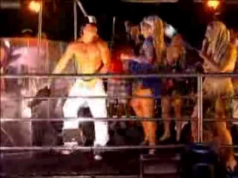 Claudia Leitte Feat. Valesca Popozuda | Largadinho | Carnaval 2014