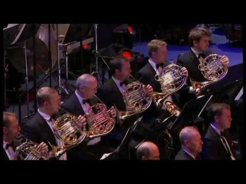 1959 Ben-Hur theme performed live by the John Wilson Orchestra - 2013 BBC Proms