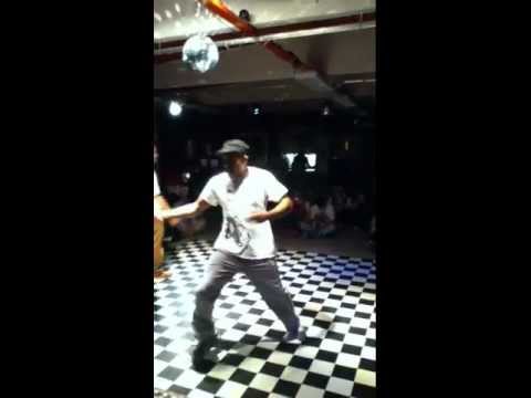 Champion battle 2012 Final Hiphop! Beppe & Bravo VS Gucci & Rama