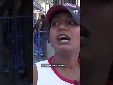 Fans line street amid final preparations for Taylor Swift's wedding celebration