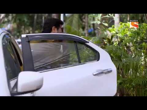 Sanket Pathare Scene from “Me Tuzich Re@