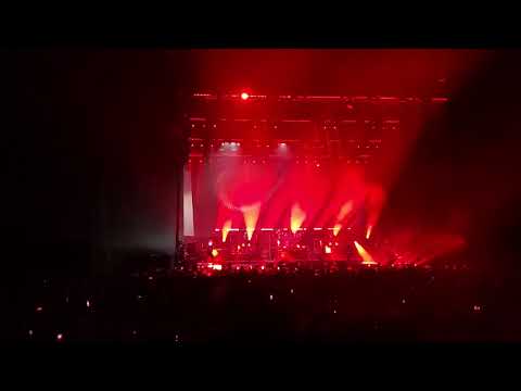 five finger death punch shame pain. live in grand forks (12/09/2022)