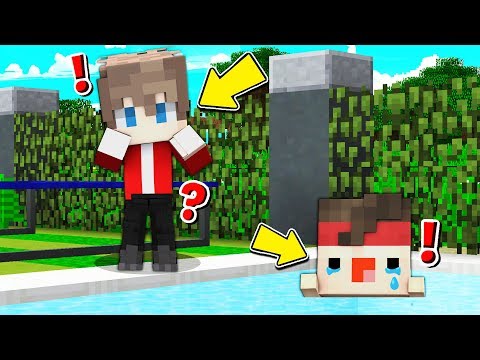 I DROWNED IN THE POOL IN FRONT OF DAD!! — Minecraft ITA | Who's Your Daddy (Roleplay)