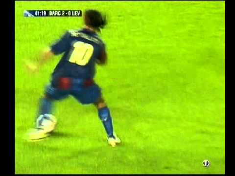 Ronaldinho Rabona Vs Levski Sofia 06-07