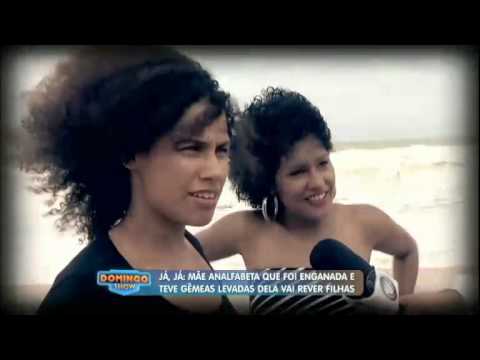 Mãe se reencontra filhas gêmeas/ Domingo Show 02-11-2014