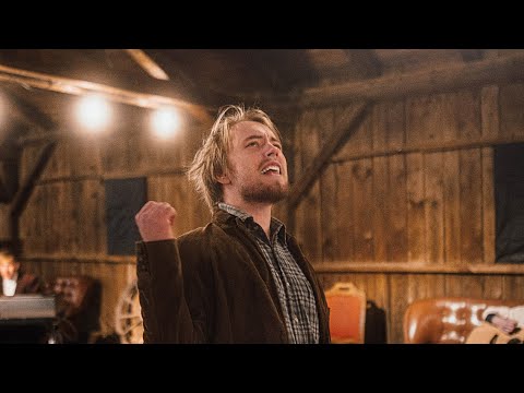 Michal Šafrata - Ať nezhasnou (Official Music Video)