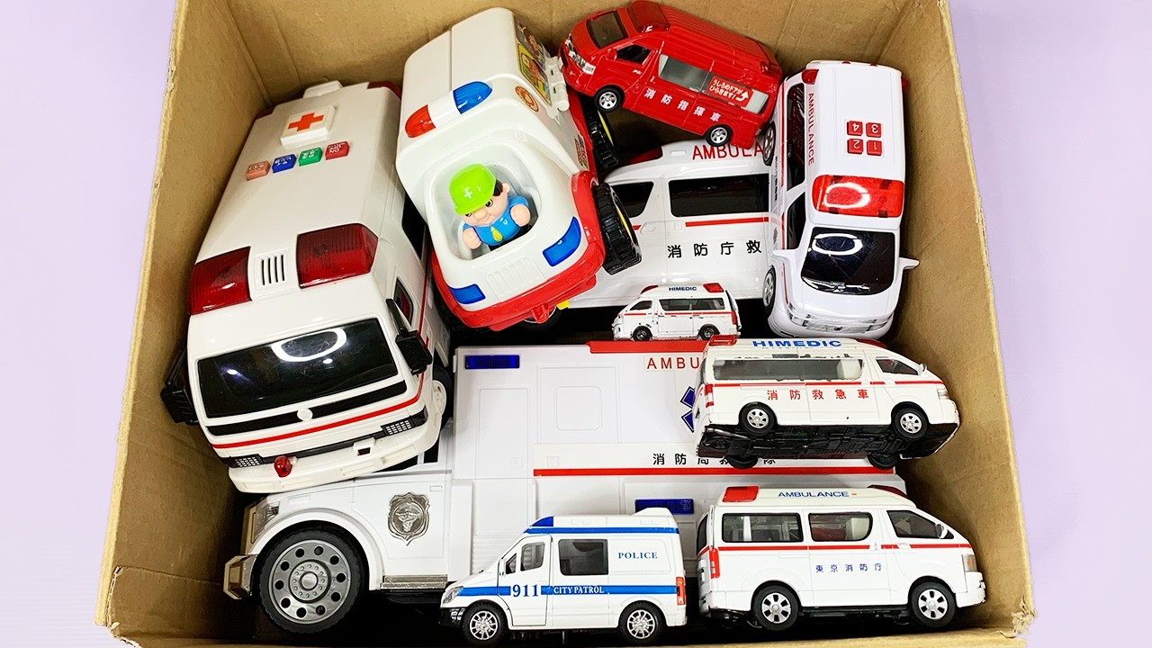 救急車のミニカー走る☆緊急走行テスト☆坂道走る｜ Ambulance miniature car runs! Emergensy driving test