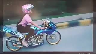 Download lagu Modifikasi ninja rr dengan cewek cantik mp3 Download lagu Modifikasi ninja rr dengan cewek cantik mp3
