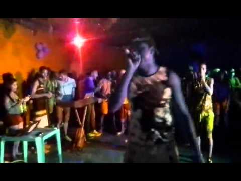 ROMAN E FOLHA - IAE COMPARÇA  - AO VIVO NO ACADÊMICO DO MORRO