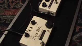 Video thumbnail for Red Witch Deluxe Moon Phase Fulltone Dejavibe pedal shootout by gearmanndude