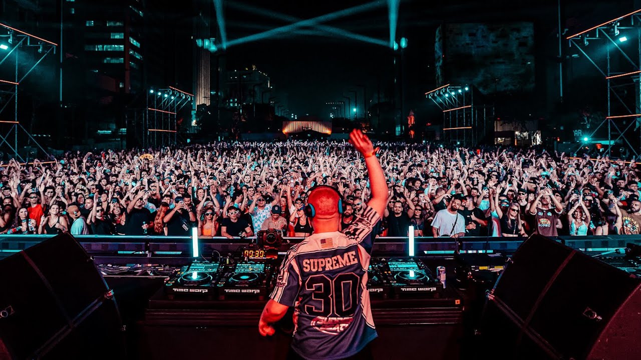 Chris Stassy - Timewarp Brazil