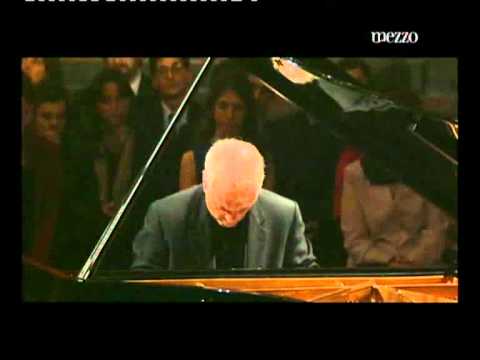 Daniel Barenboim in La Danza de La Moza Donosa by Alberto Ginast