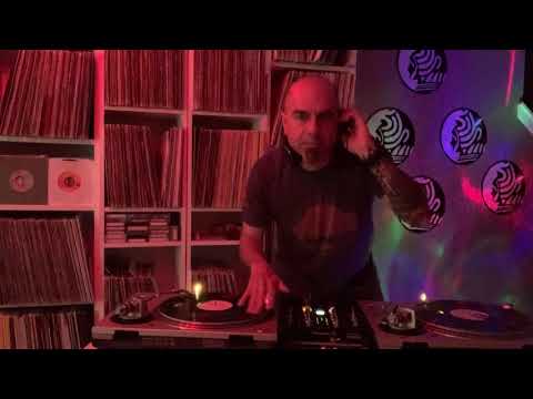 Crate Digging  #12  - Saeed Younan - Big Room Techno (All Vinyl Live Stream)