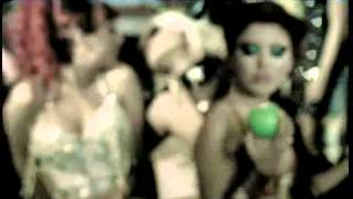 Demet Akalın - Alçak