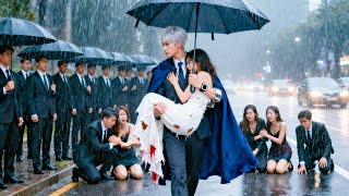 Abandoned to die in storm, near death—Cruel CEO saved her, made her his only wife，family regret!