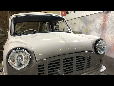 Classic Mini Pickup Restoration Ep129 - Windscreens and bits