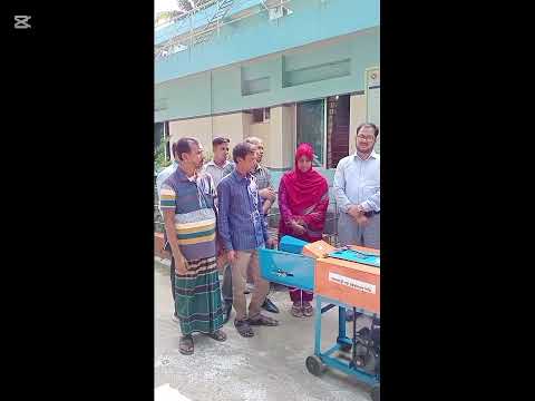 এলডিডিপি প্রকল্পের আওতায় দুটি পিজিতে ঘাস চপার মেশিন বিতরণ