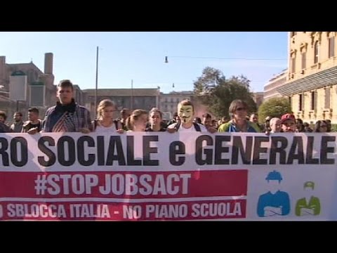 Italia, scontri a Padova e altre città nelle proteste contro il Jobs Act