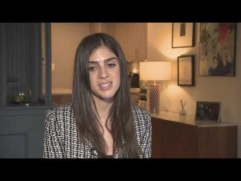 このカップルの夢の結婚式を延期する必要があるかもしれない理由 (Why This Couple's Dream Wedding Might Need to Be Postponed)