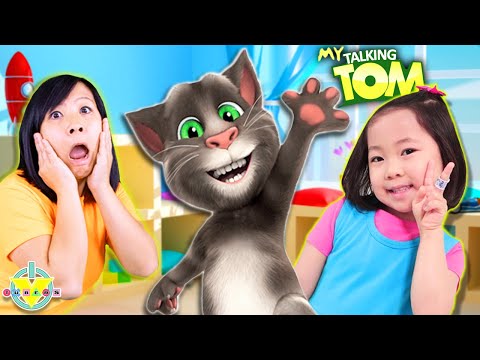 WE PLAY MY TALKING CAT TOM!! Let's Play with Kate & Mommy!