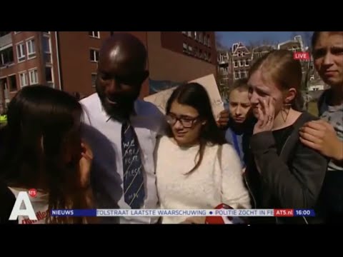 IVKO College students stand in solidarity with We Are Here refugees