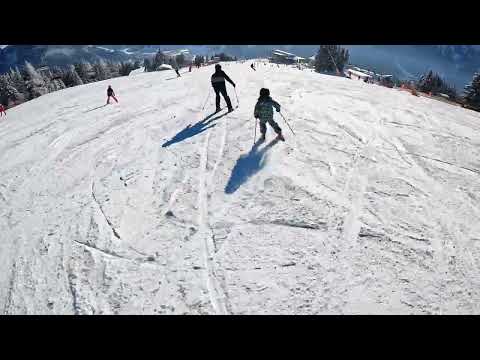 Amazing 6 year old British girl carving ski turns