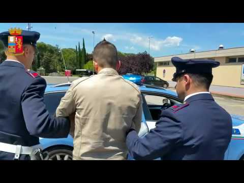 AREZZO: arresto di camionista  albanese VIDEO