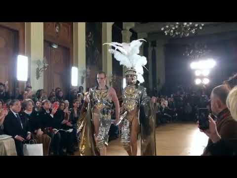 On Aura Tout Vu-Final Walk