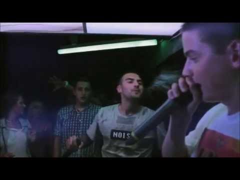 Skandaliczne zachowanie: Quebonafide opluł MC R0B0T'a.