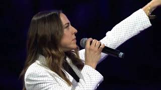 Melanie C - First Day Of My Life (live) Art On Ice 2023