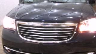 preview picture of video '2013 Chrysler Town and Country #D322 in Madison Jefferson,'