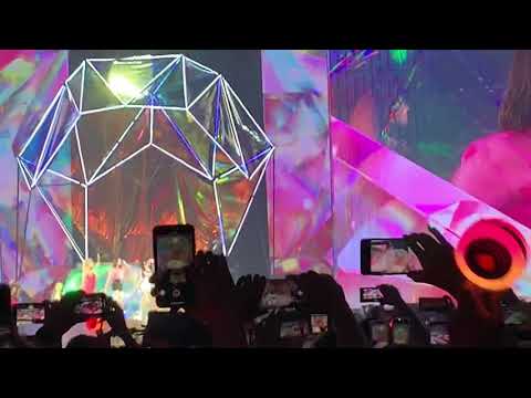 190713 TWICE (트와이스) @ #TWICELIGHTSinSG - What Is Love Fancam